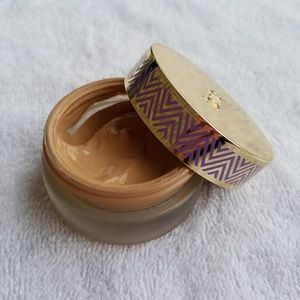 💕Tarte Hybrid Gel Foundation💕